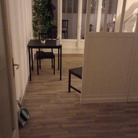 빌쥐이프 Lumineux Studio Avec Balcon / Cosy Flat With Balcony 아파트 외부 사진